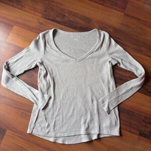 American Eagle Ribbed V Neck Long Sleeve Top Womens XS Beige Casual Everyday